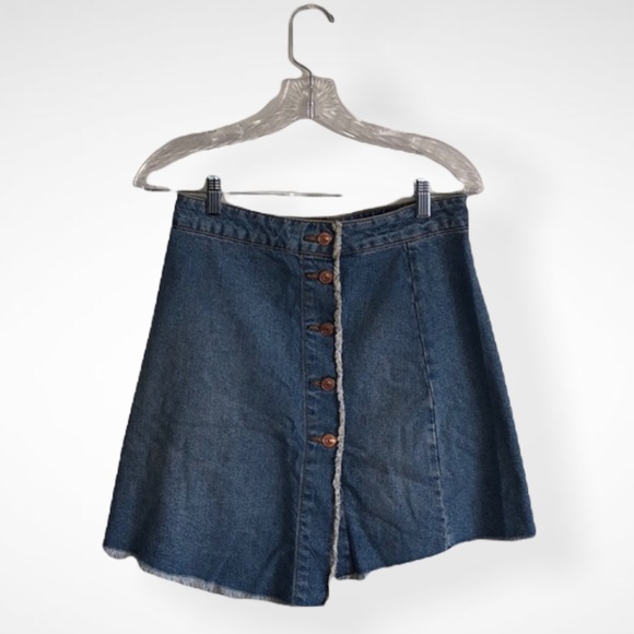 Zara Skirt - Picture 3 of 11